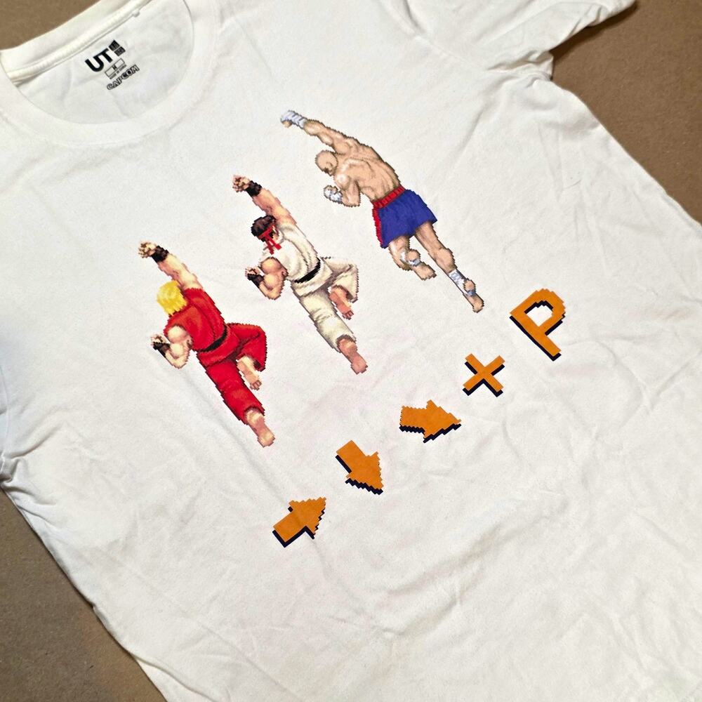 Uniqlo UT Capcom Street Fighter T Shirt White Mens M Ryu Ken Sagat Shoryuken